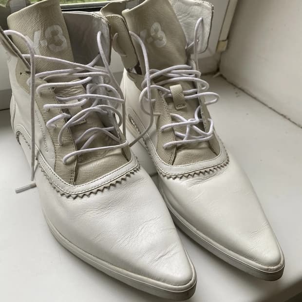 Y-3 adidas 콜라보 화이트 레더 스니커즈 부츠