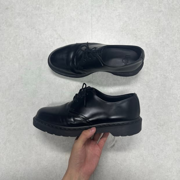 닥터마틴 1461 모노