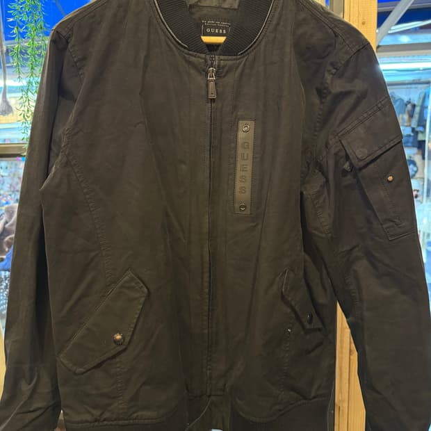 게스 블랙 봄버 자켓