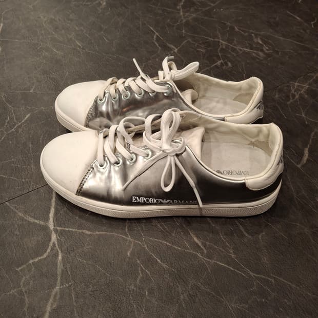 (마지막특가) 엠포리오 아르마니 스니커즈 235