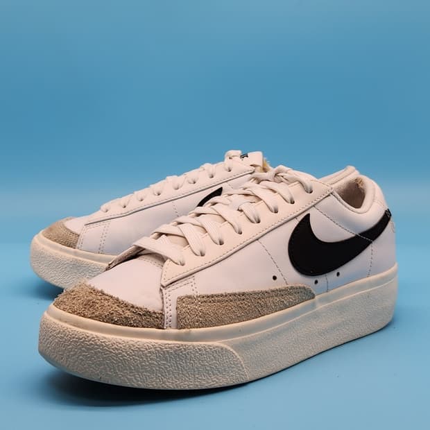 oo 나이키 블레이저 로우 플랫폼 여성스니커즈240 