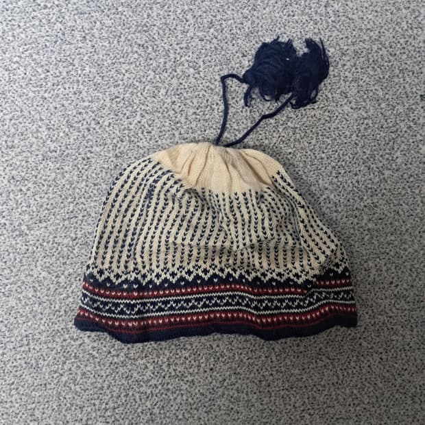 데일 오브 노르웨이Dale of Norway 비니