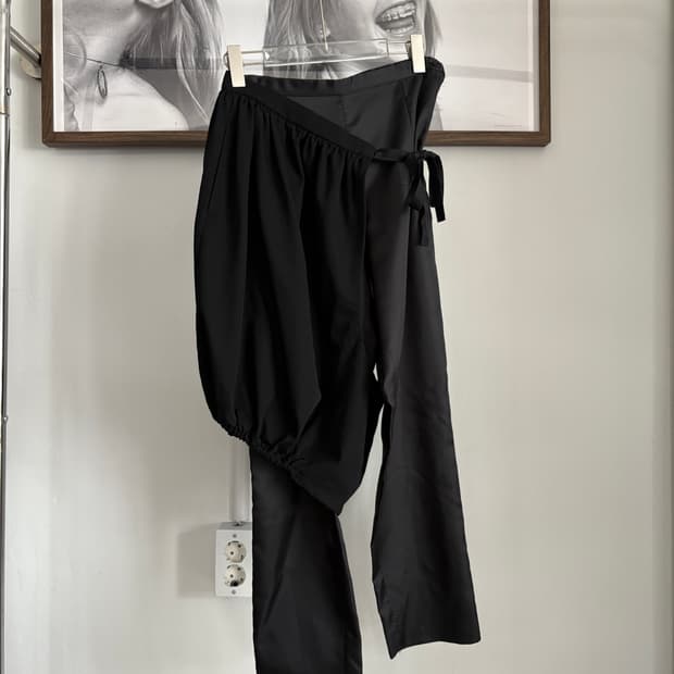 Comme des garcons half leg pants