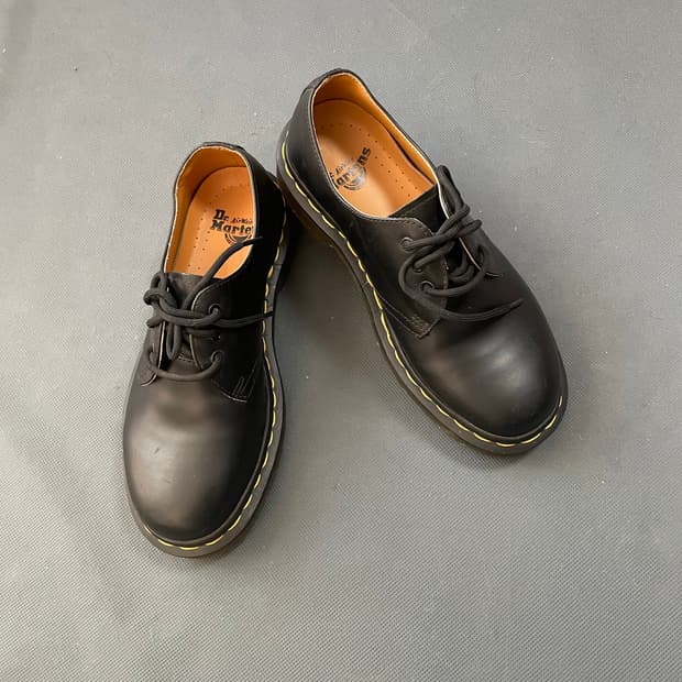 닥터마틴1461 스무스 5US (240-245)