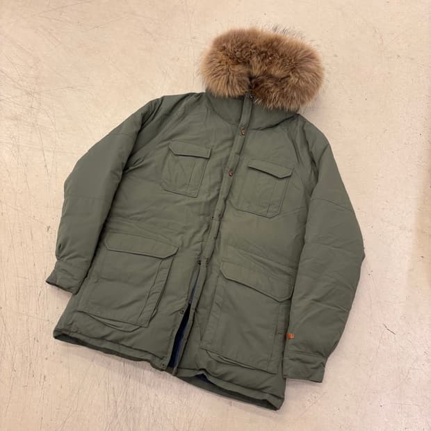 리바이스 퍼 카키 후드 덕다운 패딩 점퍼