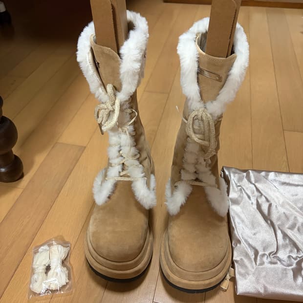 루루서울 엔젤퍼부츠 240