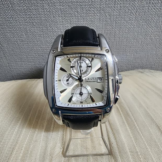 LANTZ 란츠 크로노그래프 가죽 시계