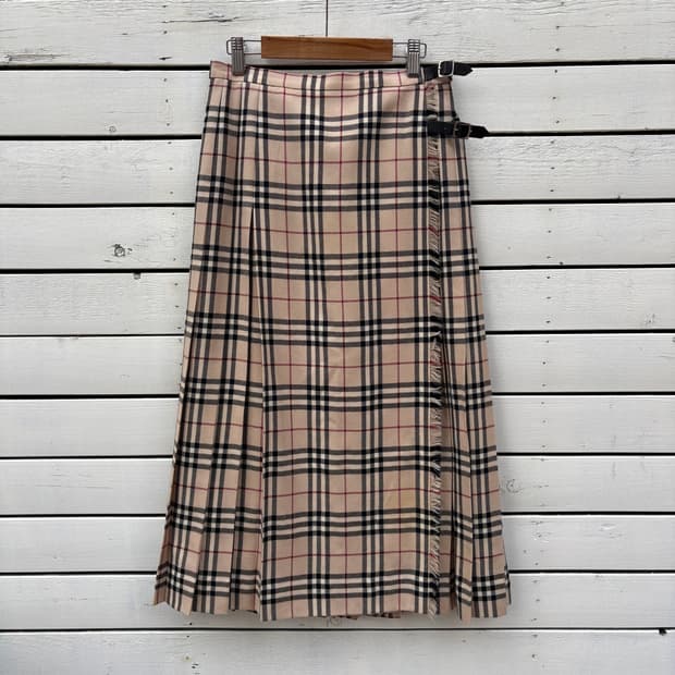 Burberry 버버리 노바체크 랩 스커트