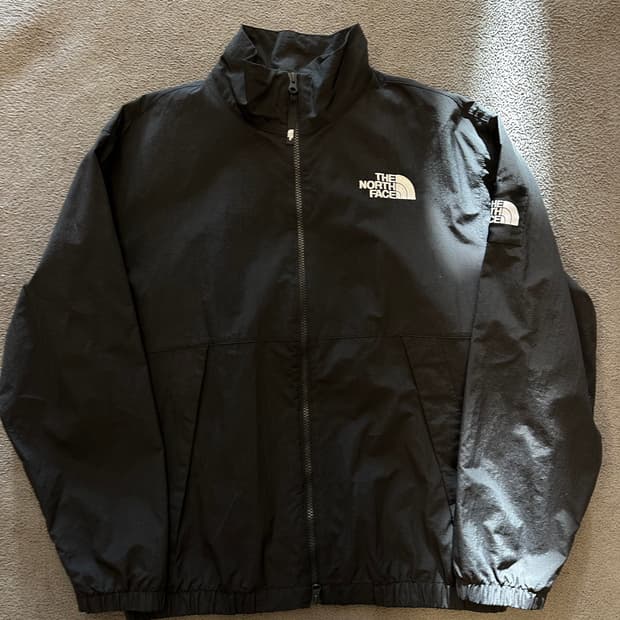 노스페이스 화이트라벨 바람막이 처분.!