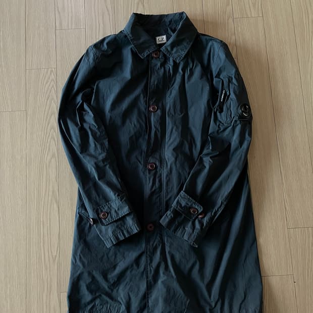 C.p. Company 맥코트
