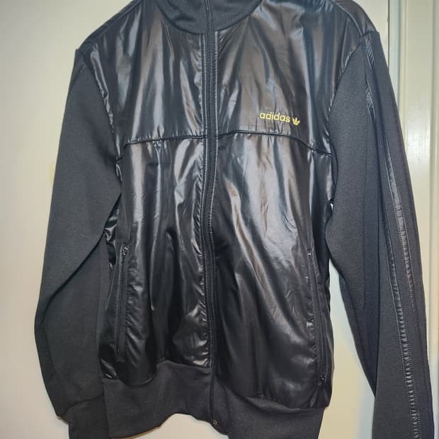 아디다스 00s 유광 골드로고 Y2K 트랙탑 집업 져지 105