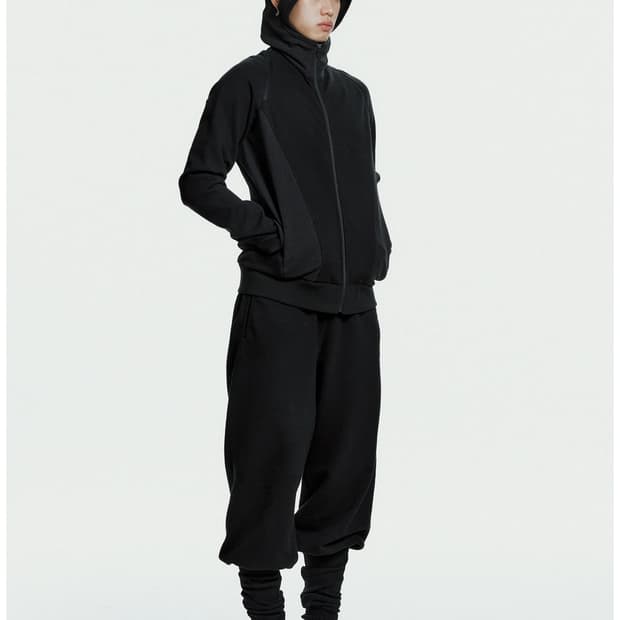 [3] HYEIN SEO 25fw Slashed Zip Hoodie