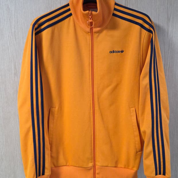 (착샷) 아디다스 폴라베어 져지 트랙탑 