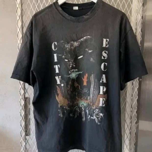 폴리테루 더현대 기념 티셔츠 초판 3