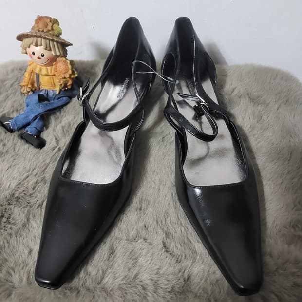 새상품 orr 오르 드레곤블루스 펌프스 플랫 슬링백 38 250