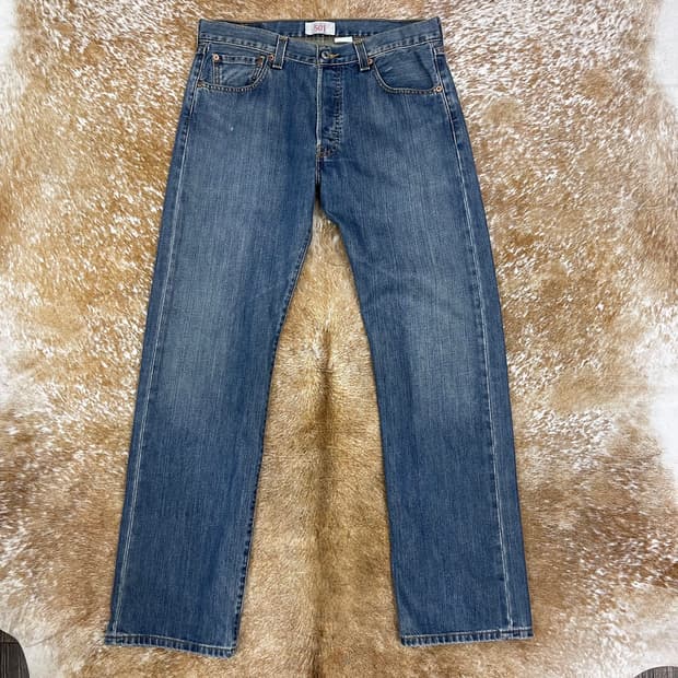 Levi's 501 w33l32