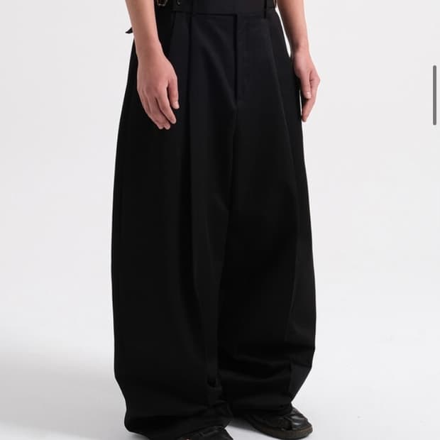 뉴치프시크 투 턱 치노 와이드 팬츠(블랙)