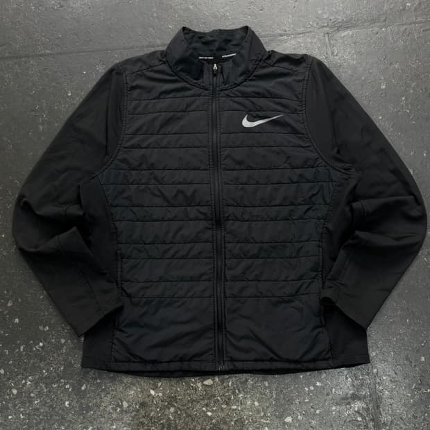 105 나이키 런닝 에센셜 필드 자켓 