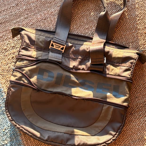 DIESEL big logo shoulder bag / 디젤 숄더백