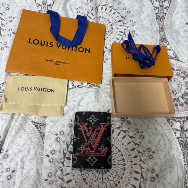 정품 한정판 루이비통 오거나이저 카드지갑