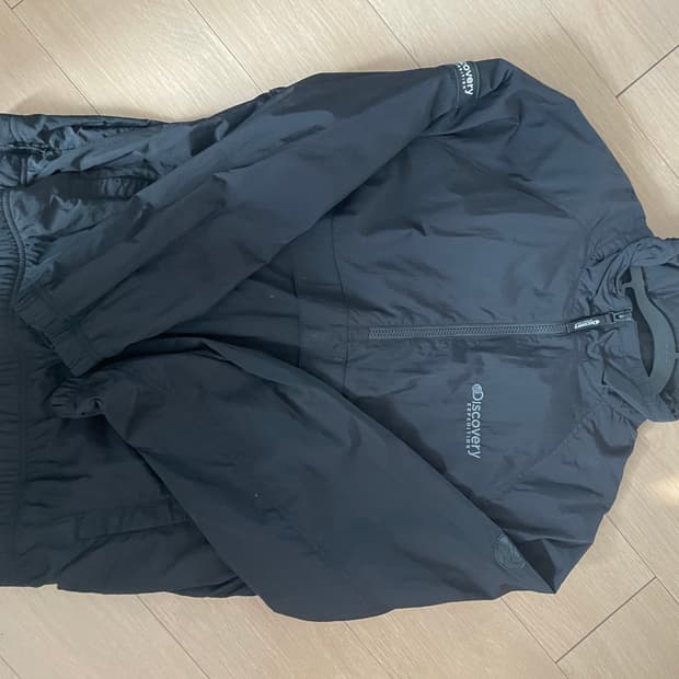 디스커버리 바람막이 아노락 블랙 105사이즈