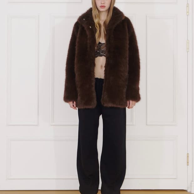 투머치택스 퍼 코트