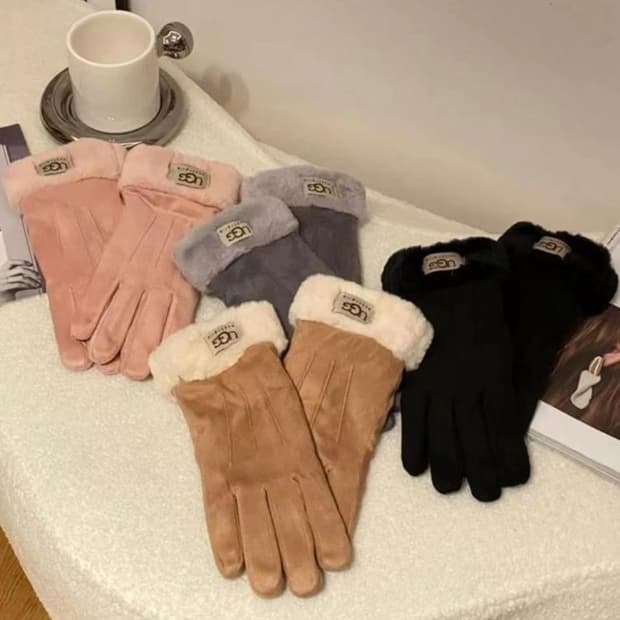 UGG 장갑 (새상품)