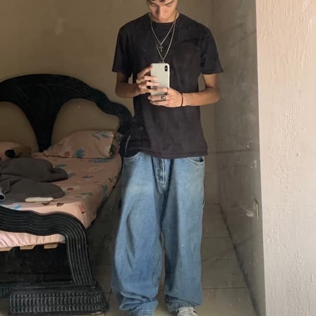 40) 00s Levis 505 Regular Fit
