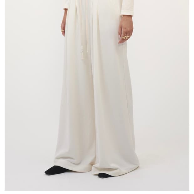 나일로라 로완팬츠 크림S