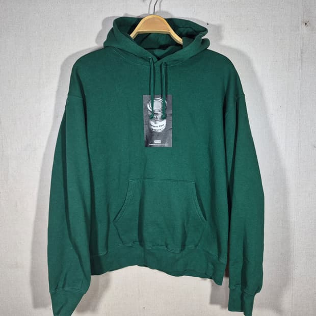 Supreme 슈프림 (L)