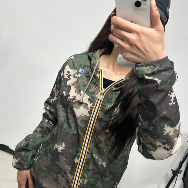 까웨 카모/탄 컬러 리버시블 바람막이 자켓