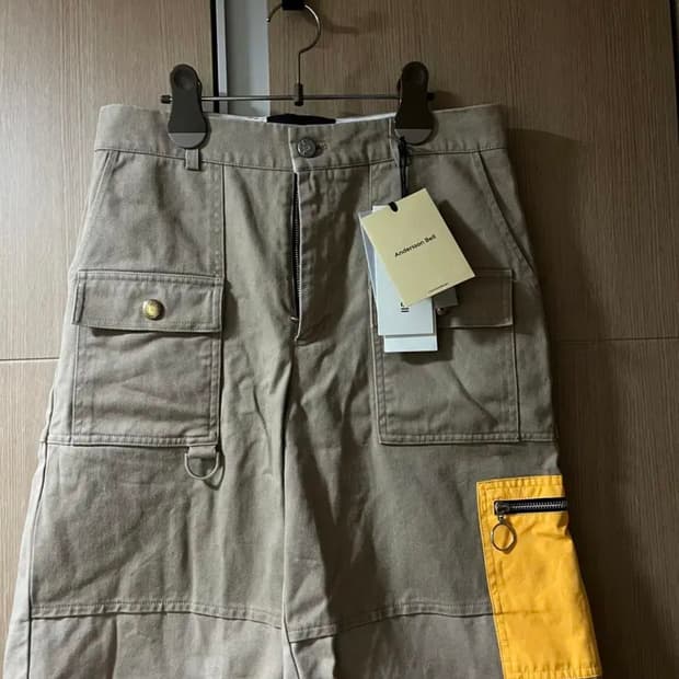앤더슨벨 멀티 포켓 치노 쇼츠 베이지 S 팝니다