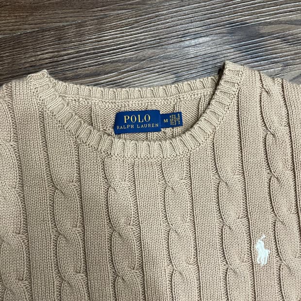 폴로 화이트포니 베이지 케이블 니트 스웨터