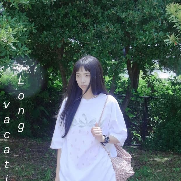 원더비지터 Ascii Strawberry Overfit T-shirt