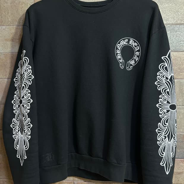 크롬하츠 홀스슈 플로랄 맨투맨 S 