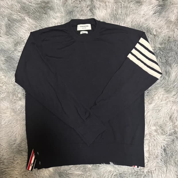 정품 톰브라운 니트 급처 (사이즈2)