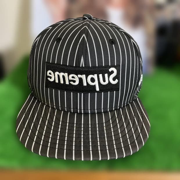 슈프림과 꼼데가르송 셔츠 뉴에라 59Fifty 핏티드 캡