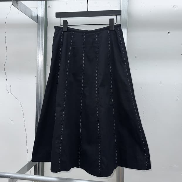 stitch line skirt