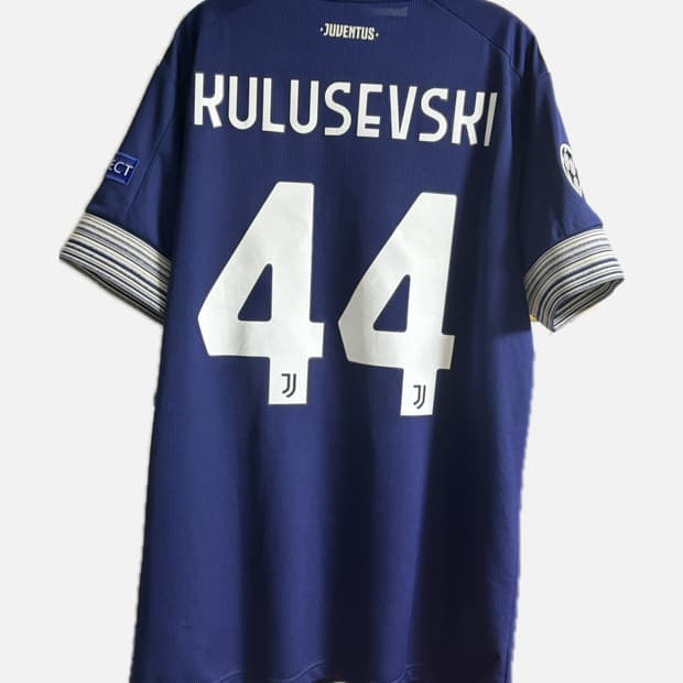 유벤투스 클루셉스키 유니폼 