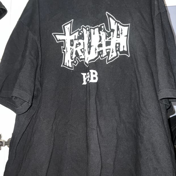 버닝카포네 반팔 티셔츠