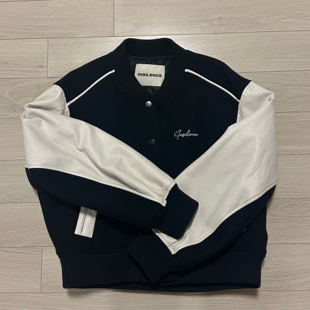 인사일런스 우먼 바시티 S