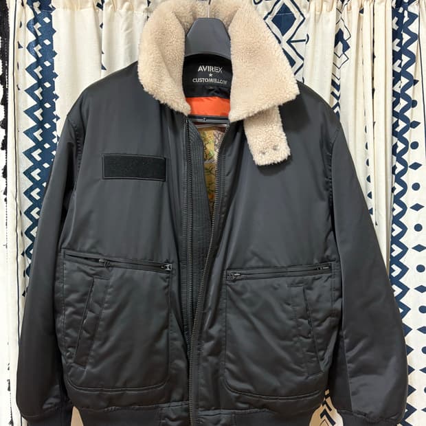 커스텀멜로우 x 아비렉스 / b15 점퍼