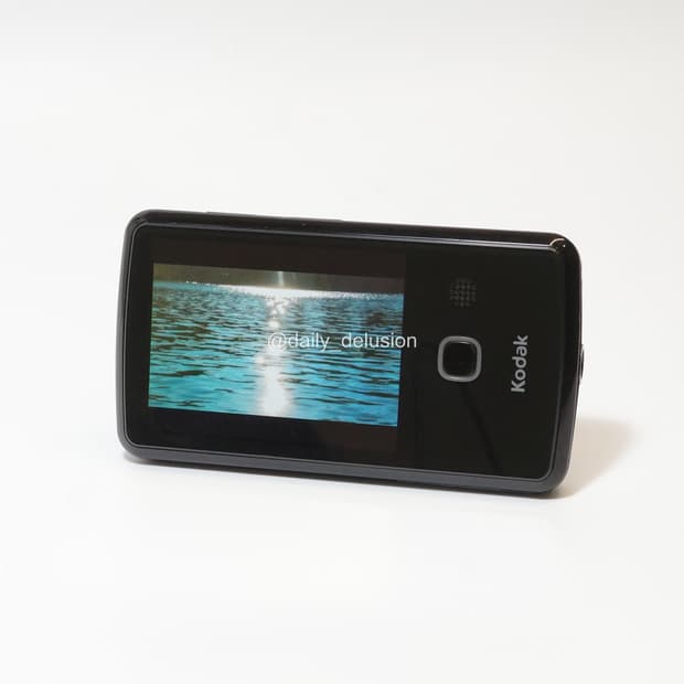 코닥 플레이터치 Zi10