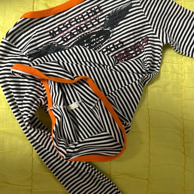 펑크 스트라이프 롱 슬리브 