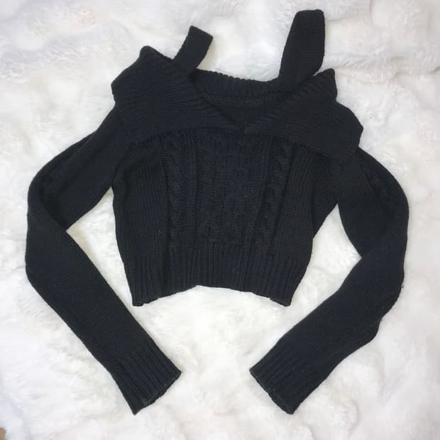 빈티지 오프숄더 에이블리 니트