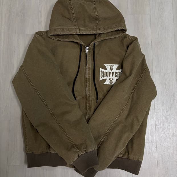 웨스트 퀄티드 후드 점퍼