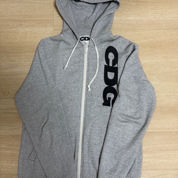 CDG X Disney 후드집업