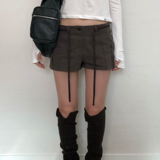 (새상품) 유 LOW CARGO SHORTS 유 로우 카고 쇼츠(브라운)