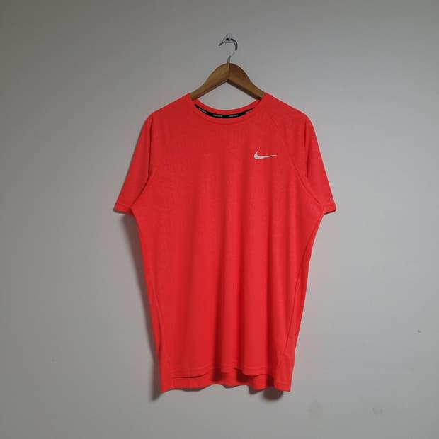 (L) NIKE 나이키 드라이핏 형광 기능성 반팔 티셔츠