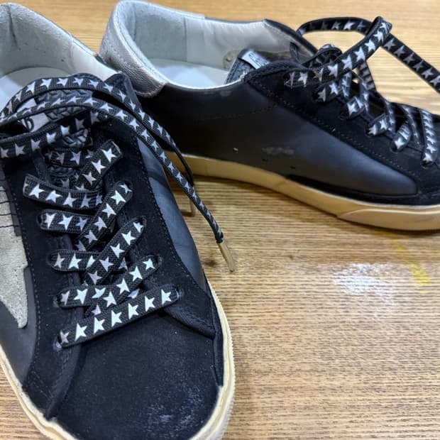 골든구스 슈퍼스타 블랙 스터드 스니커즈 240(36)